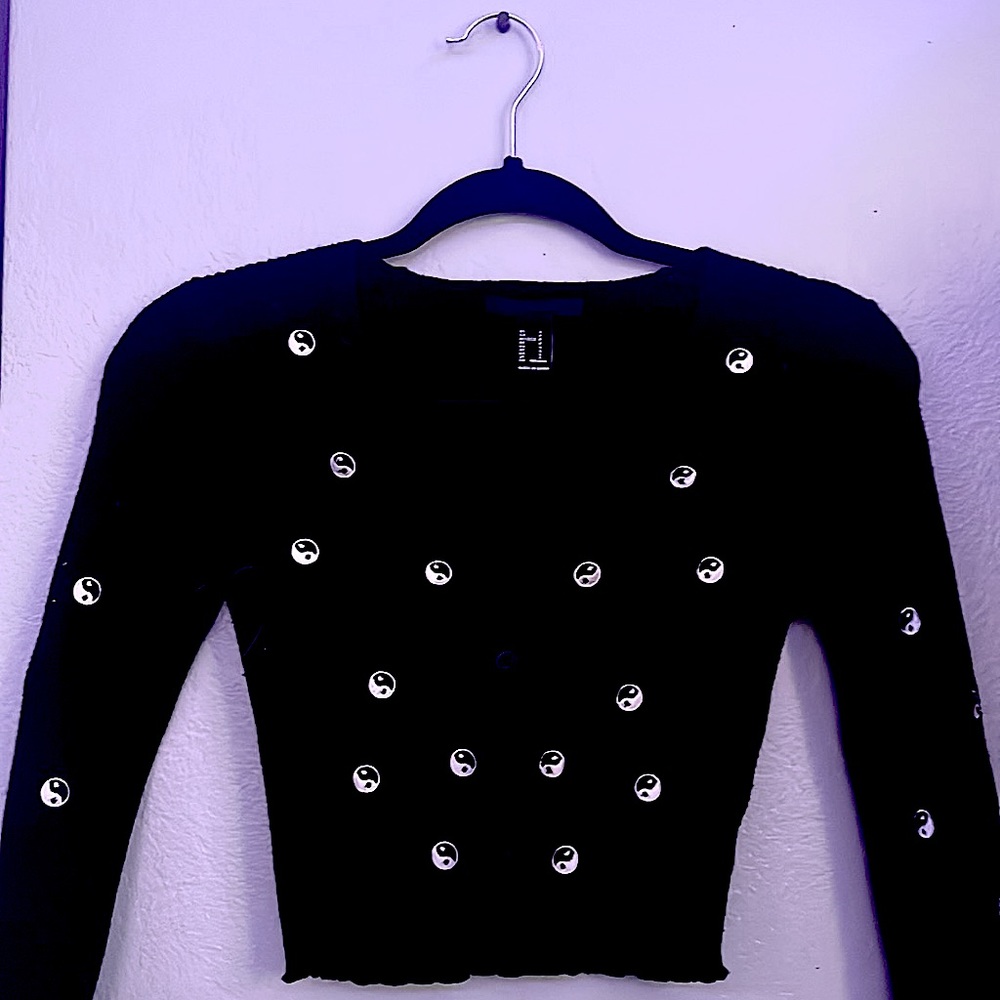 Black yin and yang embroidered cardigan